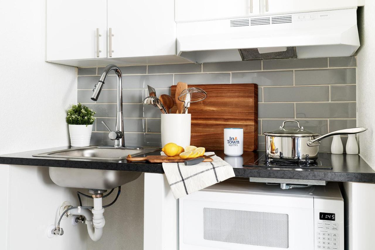 Intown Suites Extended Stay Raleigh Nc- Capital Blvd Ngoại thất bức ảnh
