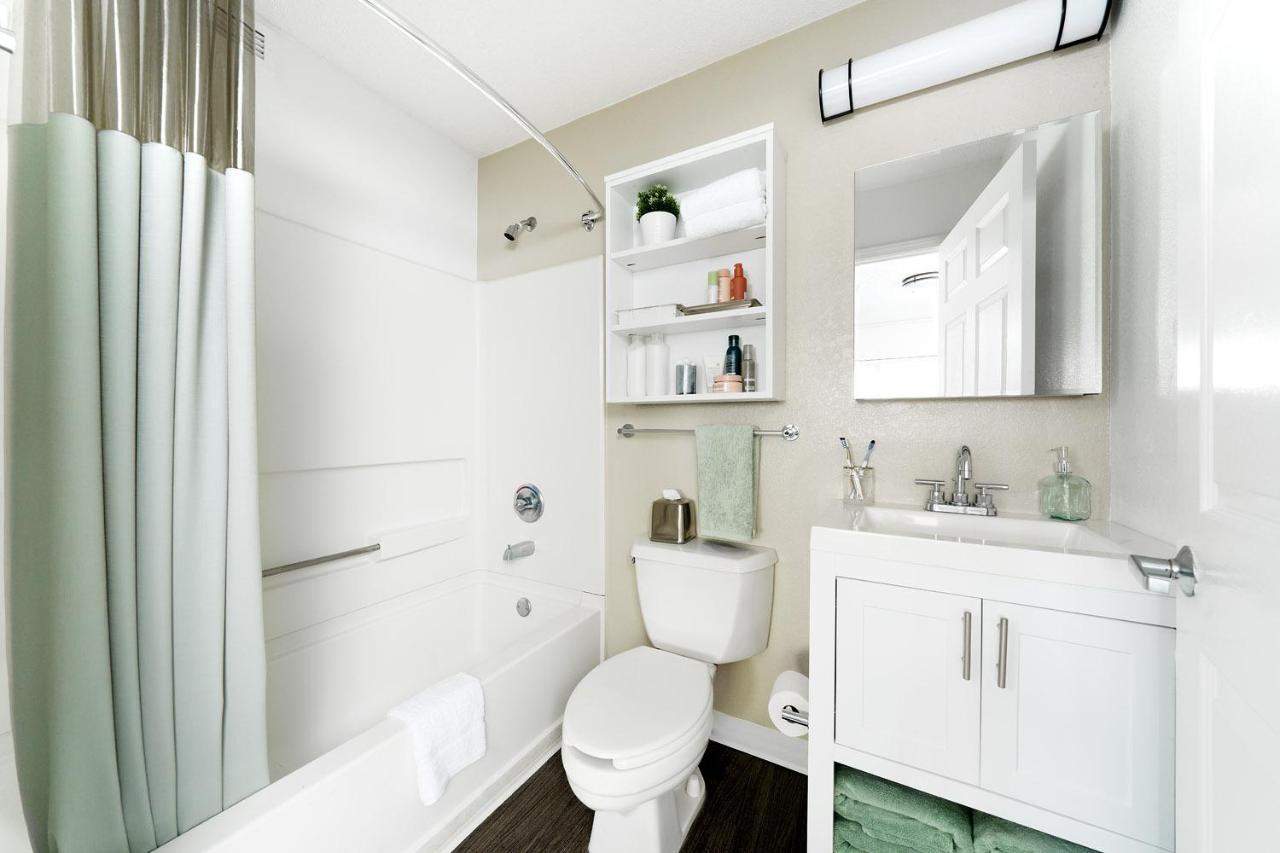 Intown Suites Extended Stay Raleigh Nc- Capital Blvd Ngoại thất bức ảnh