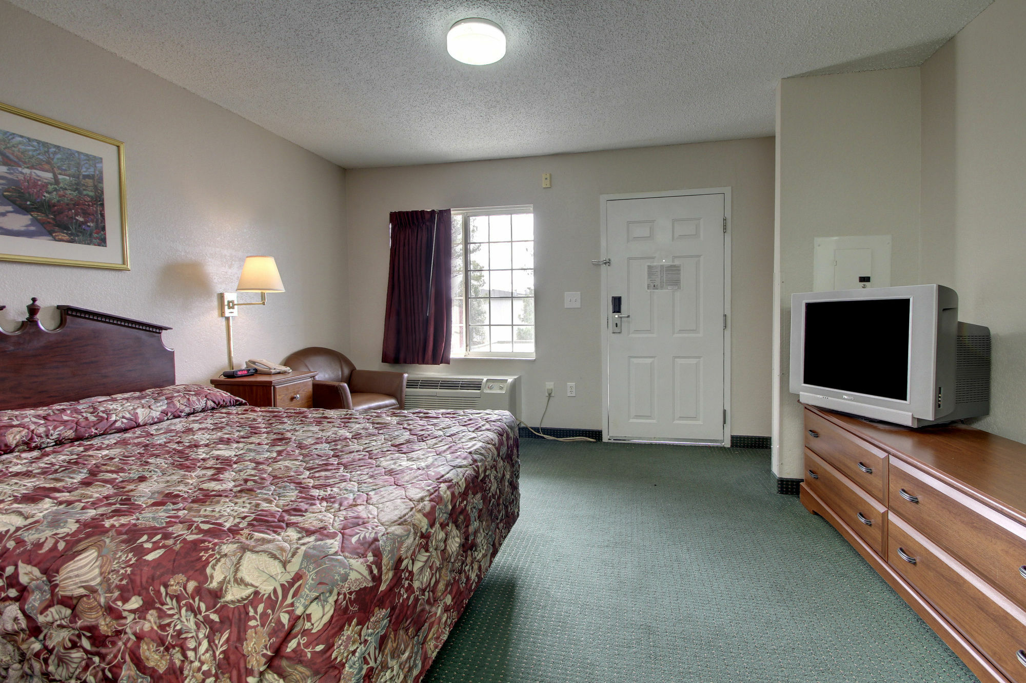Intown Suites Extended Stay Raleigh Nc- Capital Blvd Ngoại thất bức ảnh